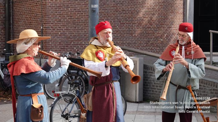DSC08388- Stadspijpers van s-Hertogenbosch - 10th International Town Pipers Festival - 7sep2024 -  foto GerardMontE web