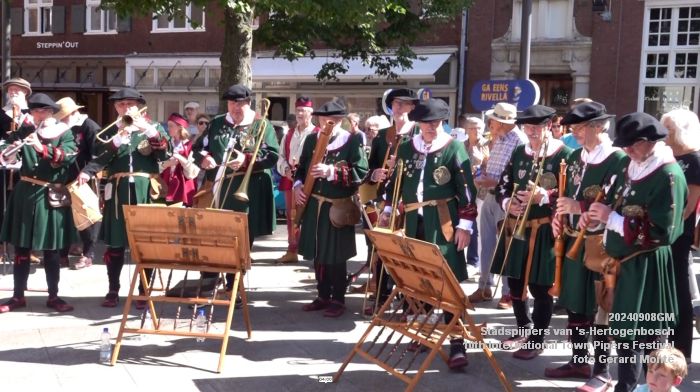 gDSC08710-6- Stadspijpers van s-Hertogenbosch - 10th International Town Pipers Festival - 8sep2024 -  foto GerardMontE web