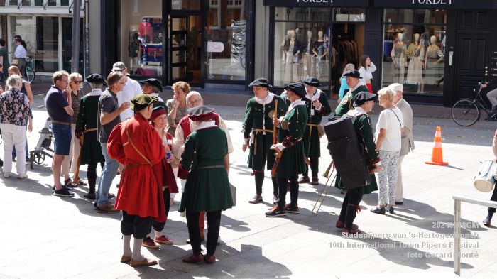 gDSC08724- Stadspijpers van s-Hertogenbosch - 10th International Town Pipers Festival - 8sep2024 -  foto GerardMontE web