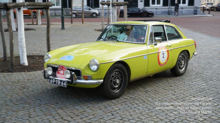 DSC05297- 11e Zwanenbroedersrally aankomst - Parade met Kikvorschen - 21sep2024 -  foto GerardMontE web