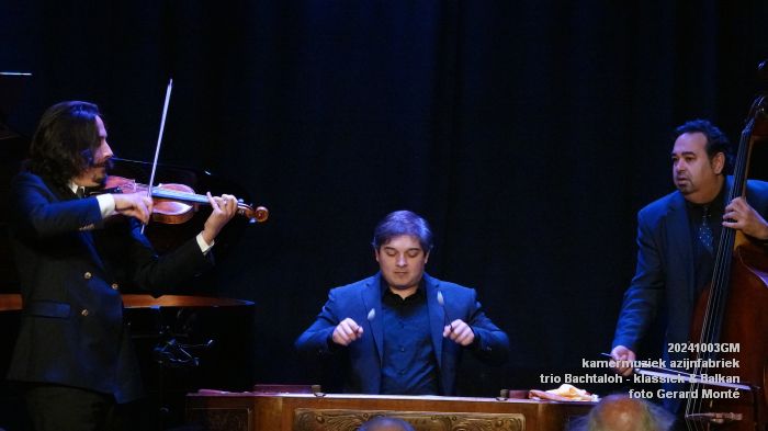 DSC01423- kamermuziek azijnfabriek trio Bachtaloh - klassiek en Balkan - 3okt2024 -  foto GerardMontE web