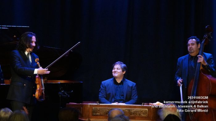 DSC01425- kamermuziek azijnfabriek trio Bachtaloh - klassiek en Balkan - 3okt2024 -  foto GerardMontE web