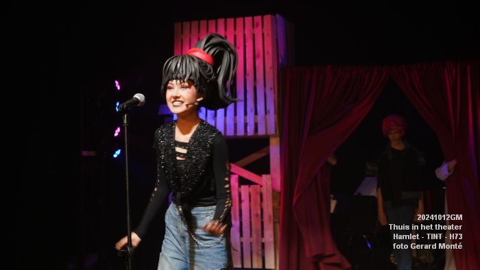 DSC06623- Tint Thuis in het theater - Hamlet - Huis73 - 12okt2024 -  foto GerardMontE web