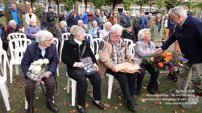 DSC03904- Vierde herdenking neerstorten vliegtuig Abeelenstraat - 22okt1944 - 22okt2024 - foto GerardMontE web DSC03904- Vierde herdenking neerstorten vliegtuig Abeelenstraat - 22okt1944 - 22okt2024 - foto GerardMontE web