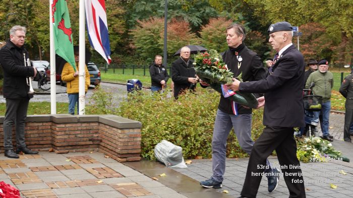 DSC00689- 53rd Welsh Division Monument - herdenking bevrijding 27-10-1944 - 27okt2025 - foto GerardMontE DSC00689- 53rd Welsh Division Monument - herdenking bevrijding 27-10-1944 - 27okt2025 - foto GerardMontE