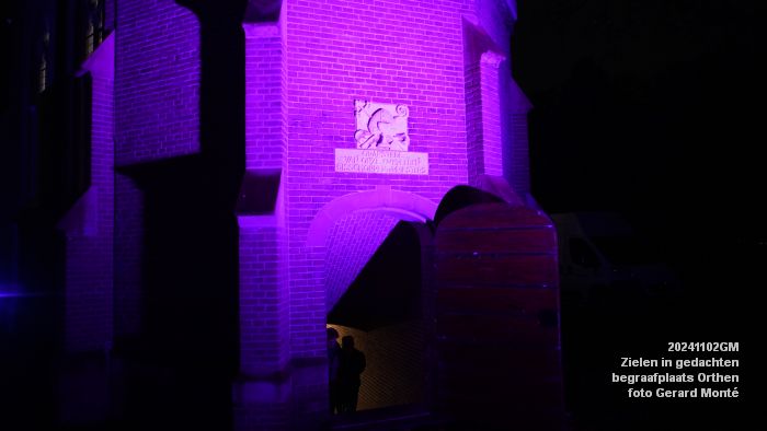DSC08934- Zielen in gedachten - lichtjesavond op de begraafplaats Groenendaal in Orthen - 2nov2024 - foto GerardMontE web DSC08934- Zielen in gedachten - lichtjesavond op de begraafplaats Groenendaal in Orthen - 2nov2024 - foto GerardMontE web