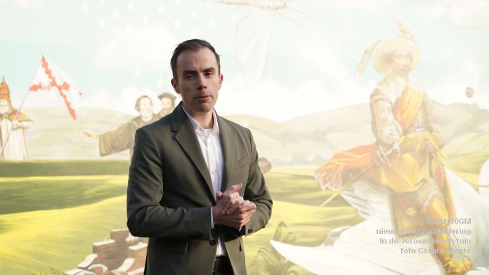 DSC09920- nieuwe muurschildering in de Jeroen Bosch-tuin - 30nov2024 - foto GerardMontE web DSC09920- nieuwe muurschildering in de Jeroen Bosch-tuin - 30nov2024 - foto GerardMontE web