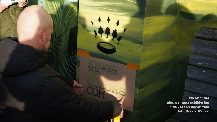 eDSC00059- nieuwe muurschildering in de Jeroen Bosch-tuin - 30nov2024 - foto GerardMontE web eDSC00059- nieuwe muurschildering in de Jeroen Bosch-tuin - 30nov2024 - foto GerardMontE web