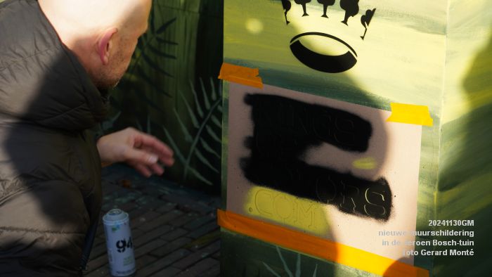 eDSC00113- nieuwe muurschildering in de Jeroen Bosch-tuin - 30nov2024 - foto GerardMontE web eDSC00113- nieuwe muurschildering in de Jeroen Bosch-tuin - 30nov2024 - foto GerardMontE web