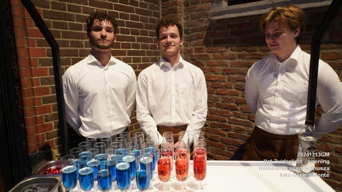 DSC00798- Het Zuiderlicht opening - museumbrasserie NbrM en DesignM - 13dec2024 - foto GerardMontE web DSC00798- Het Zuiderlicht opening - museumbrasserie NbrM en DesignM - 13dec2024 - foto GerardMontE web