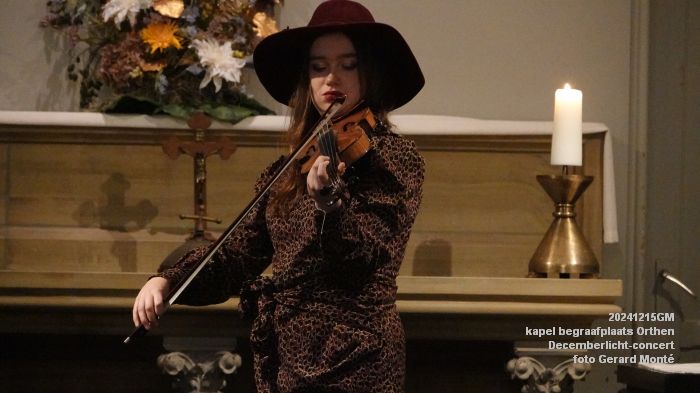 DSC09066- begraafplaats Orthen - Decemberlicht concert in de kapel - 15dec2024 - foto GerardMontE web DSC09066- begraafplaats Orthen - Decemberlicht concert in de kapel - 15dec2024 - foto GerardMontE web