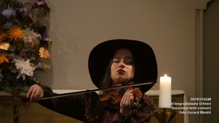 DSC09086- begraafplaats Orthen - Decemberlicht concert in de kapel - 15dec2024 - foto GerardMontE web DSC09086- begraafplaats Orthen - Decemberlicht concert in de kapel - 15dec2024 - foto GerardMontE web