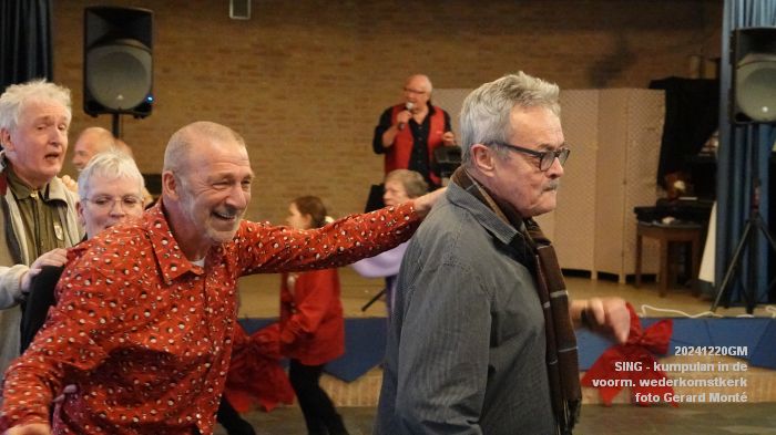 DSC09454- SING kumpulan in de voorm wederkomstkerk - 20dec2024 -  foto GerardMontE web