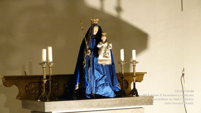 DSC00058- Bij Katrien - Kerstdiner in Sint Cathrien - 24dec2024 - foto GerardMontE web DSC00058- Bij Katrien - Kerstdiner in Sint Cathrien - 24dec2024 - foto GerardMontE web