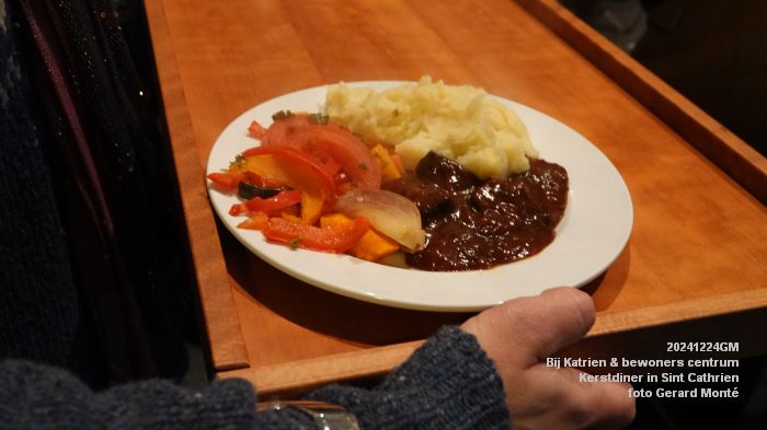 DSC00088- Bij Katrien - Kerstdiner in Sint Cathrien - 24dec2024 - foto GerardMontE web DSC00088- Bij Katrien - Kerstdiner in Sint Cathrien - 24dec2024 - foto GerardMontE web