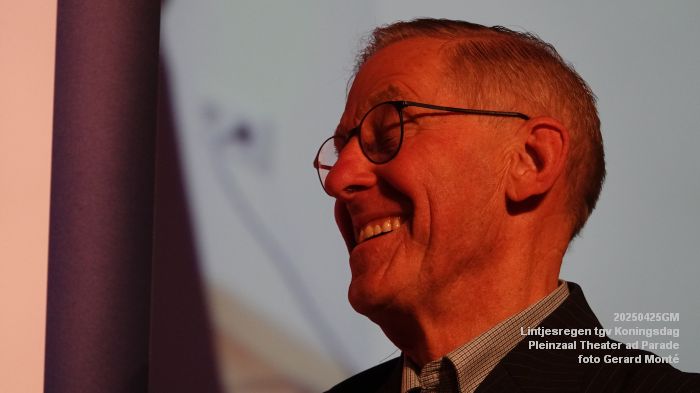 DSC00953- Lintjesregen tgv Koningsdag - Pleinzaal theater aan de Parade - 25apr2025 - foto GerardMontE web DSC00953- Lintjesregen tgv Koningsdag - Pleinzaal theater aan de Parade - 25apr2025 - foto GerardMontE web