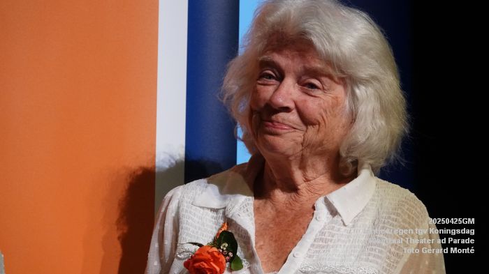 DSC01115- Lintjesregen tgv Koningsdag - Pleinzaal theater aan de Parade - 25apr2025 - foto GerardMontE web DSC01115- Lintjesregen tgv Koningsdag - Pleinzaal theater aan de Parade - 25apr2025 - foto GerardMontE web