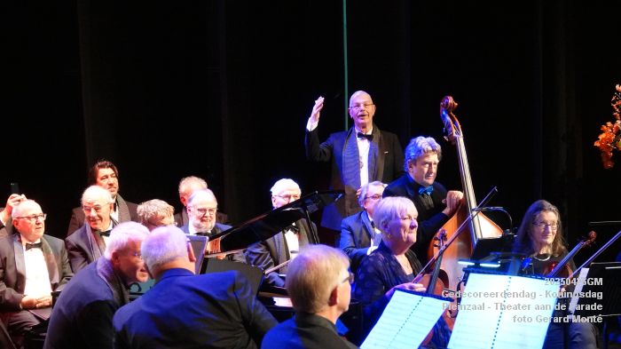 DSC01195- Gedecoreerdendag tgv Koningsdag - Pleinzaal theater aan de Parade - 26apr2025 - foto GerardMontE web DSC01195- Gedecoreerdendag tgv Koningsdag - Pleinzaal theater aan de Parade - 26apr2025 - foto GerardMontE web