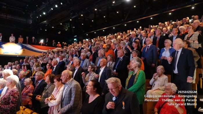 DSC01383- Gedecoreerdendag tgv Koningsdag - Pleinzaal theater aan de Parade - 26apr2025 - foto GerardMontE web DSC01383- Gedecoreerdendag tgv Koningsdag - Pleinzaal theater aan de Parade - 26apr2025 - foto GerardMontE web