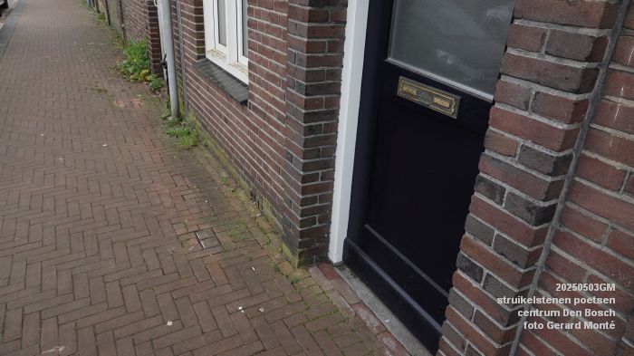 DSC01972- struikelstenen poetsen - 3mei2025 -  foto GerardMontE web