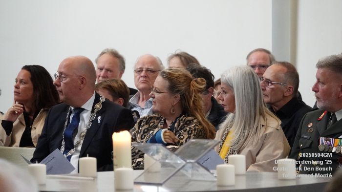 DSC02257- Dodenherdenking - Grote Kerk Den Bosch - 4mei2025 - foto GerardMontE web DSC02257- Dodenherdenking - Grote Kerk Den Bosch - 4mei2025 - foto GerardMontE web