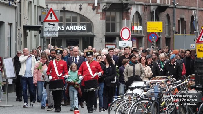 DSC02392- Dodenherdenking - Grote Kerk Den Bosch - 4mei2025 - foto GerardMontE web DSC02392- Dodenherdenking - Grote Kerk Den Bosch - 4mei2025 - foto GerardMontE web