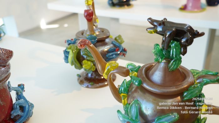 DSC05162- galerie Jan van Hoof - Remco Dikken - Bernard Heesen - 11mei2025 - foto GerardMontE web DSC05162- galerie Jan van Hoof - Remco Dikken - Bernard Heesen - 11mei2025 - foto GerardMontE web