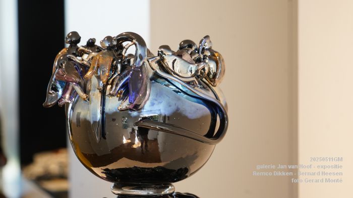 DSC05173- galerie Jan van Hoof - Remco Dikken - Bernard Heesen - 11mei2025 - foto GerardMontE web DSC05173- galerie Jan van Hoof - Remco Dikken - Bernard Heesen - 11mei2025 - foto GerardMontE web