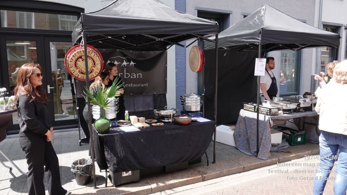 DSC04268- festival Iedereen mag zoenen - diverse locaties - 17mei2025 - foto GerardMontE web DSC04268- festival Iedereen mag zoenen - diverse locaties - 17mei2025 - foto GerardMontE web