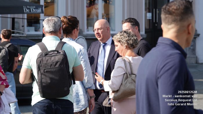 DSC06933- Markt - aankomst Serious Request FM - 12juni2025 - foto GerardMontE web DSC06933- Markt - aankomst Serious Request FM - 12juni2025 - foto GerardMontE web