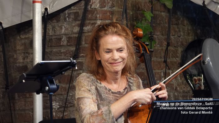 DSC01504- Muziek op de Binnendieze - Soit- muziek van Gildas Delaporte - 19julii2025 -  foto GerardMontE