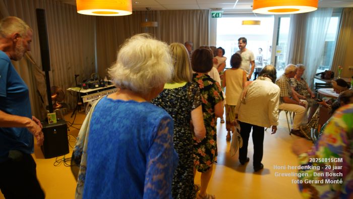 eDSC06482- Honi-herdenking 20 jaar Grevelingen Den Bosch - 15augi2025 - foto GerardMontE eDSC06482- Honi-herdenking 20 jaar Grevelingen Den Bosch - 15augi2025 - foto GerardMontE