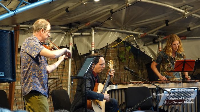 DSC02585- Muziek op de Binnendieze - Edges of Europe - 16aug2025 -  foto GerardMontE