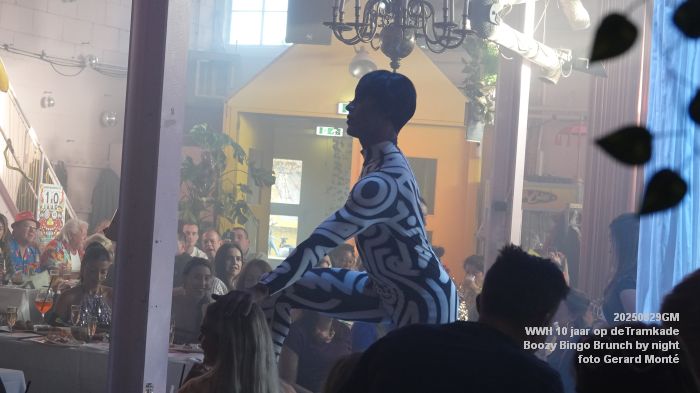 DSC03314- werkwarenhuis WWH 10 jaar op de Tramkade - Boozy Bingo Brunch by night - 29aug2025 -  foto GerardMontE