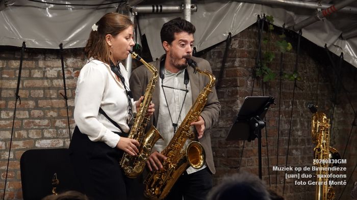 DSC03878- Muziek op de Binnendieze - [uan] duo - saxofoons - 30aug2025 -  foto GerardMontE