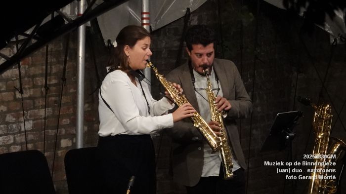 DSC03934- Muziek op de Binnendieze - [uan] duo - saxofoons - 30aug2025 -  foto GerardMontE