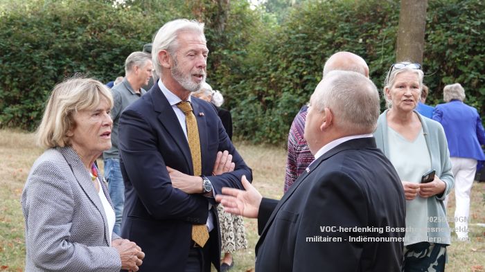 DSC03757- VOC herdenking Bossche gesneuvelde militairen - Indiemonument Zuiderparkweg - 30aug2025 - foto GerardMontE DSC03757- VOC herdenking Bossche gesneuvelde militairen - Indiemonument Zuiderparkweg - 30aug2025 - foto GerardMontE