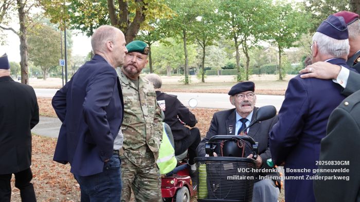 DSC03758- VOC herdenking Bossche gesneuvelde militairen - Indiemonument Zuiderparkweg - 30aug2025 - foto GerardMontE DSC03758- VOC herdenking Bossche gesneuvelde militairen - Indiemonument Zuiderparkweg - 30aug2025 - foto GerardMontE