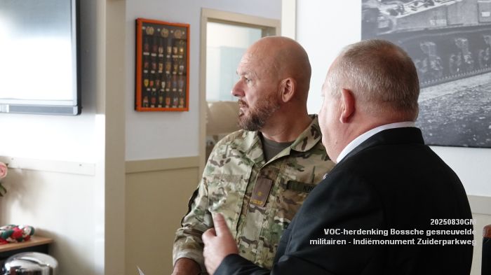 DSC03761- VOC herdenking Bossche gesneuvelde militairen - Indiemonument Zuiderparkweg - 30aug2025 - foto GerardMontE DSC03761- VOC herdenking Bossche gesneuvelde militairen - Indiemonument Zuiderparkweg - 30aug2025 - foto GerardMontE