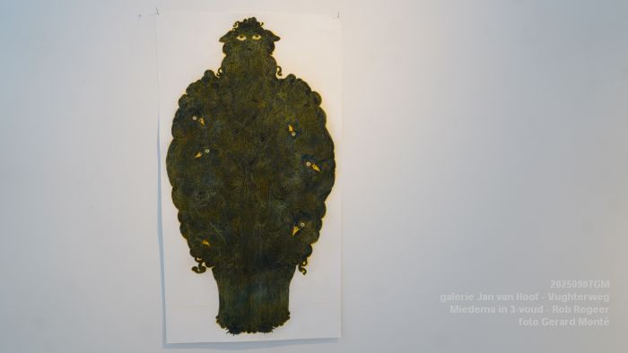 DSC06903- galerie Jan van Hoof - Miedema in 3-voud - Rob Regeer - 7sep2025 - foto GerardMontE DSC06903- galerie Jan van Hoof - Miedema in 3-voud - Rob Regeer - 7sep2025 - foto GerardMontE