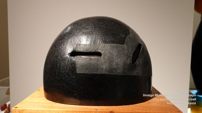 DSC05187- Design Museum keramiek - The surface decoration ball - 13sep2025 - foto GerardMontE DSC05187- Design Museum keramiek - The surface decoration ball - 13sep2025 - foto GerardMontE