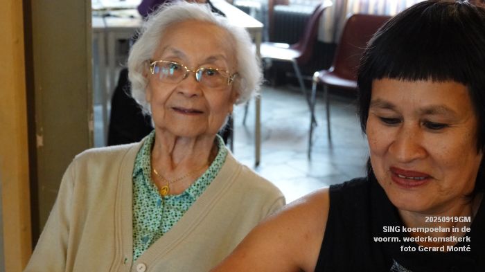 DSC05660- SING koempoelan in de voorm wederkomstkerk - 19sep2025 -  foto GerardMontE