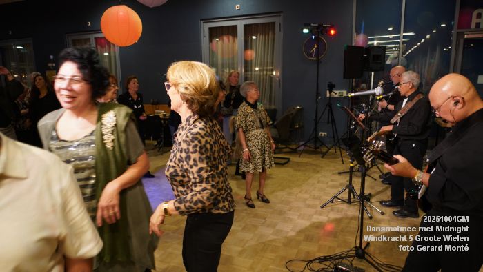 DSC06991- Dansmatinee - Midnight - Windkracht 5 Groote Wielen - 4okt2025 -  foto GerardMontE