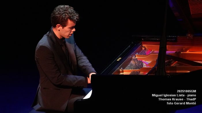 DSC07393- Koffie bij de piano - Miguel Iglesias Lista - Thomas Krause - ThadP - 5okt2025 -  foto GerardMontE