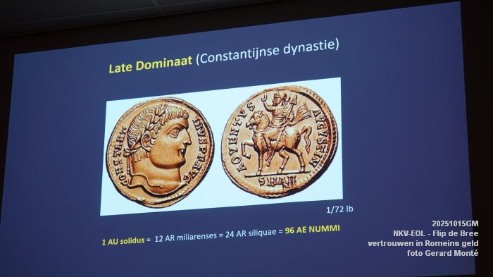 DSC09207- nkv-eol in De Slinger - Flip de Bree - vertrouwen in Romeins geld - 15okt2025 -  foto GerardMontE