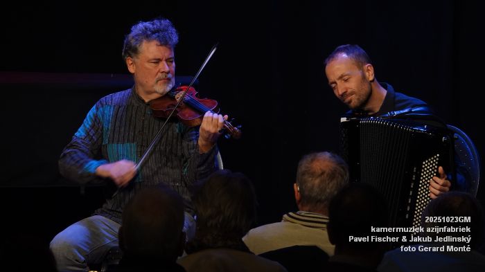 DSC00304- kamermuziek azijnfabriek - Pavel Fischer en Jakub Jedlinsky - 23okt2025 -  foto GerardMontE