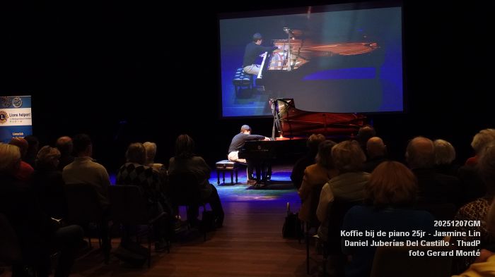 DSC08086-DSC05059- Koffie bij de piano - 25jr - Jasmine Lin - Daniel Juberias Del Castillo - ThadP - 7dec2025 -  foto GerardMontE