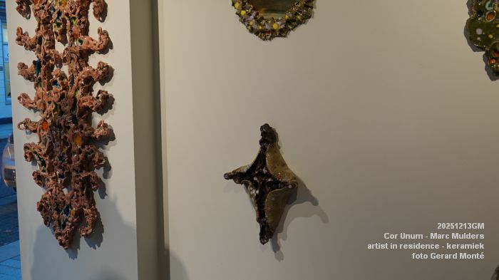 DSC06125- Cor Unum Marc Mulders keramiek - 13dec2025 -  foto GerardMontE