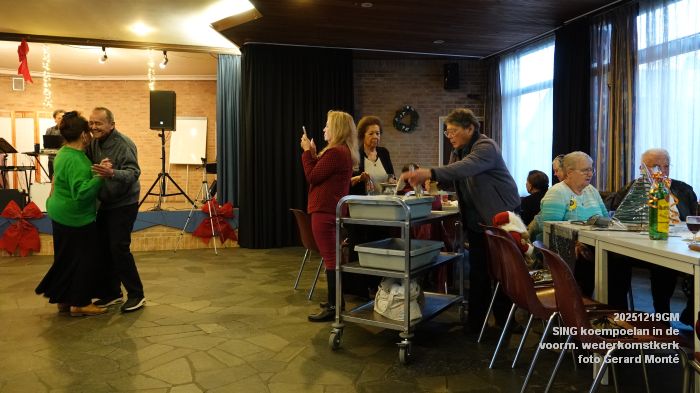 DSC07441- SING koempoelan in de voorm wederkomstkerk - 19dec2025 -  foto GerardMontE