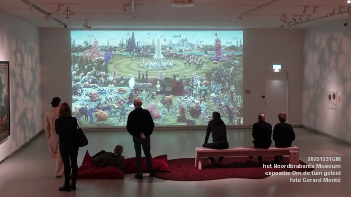 DSC08718- het Noordbrabants Museum - Om de tuin geleid - 31dec2025 -  foto GerardMontE